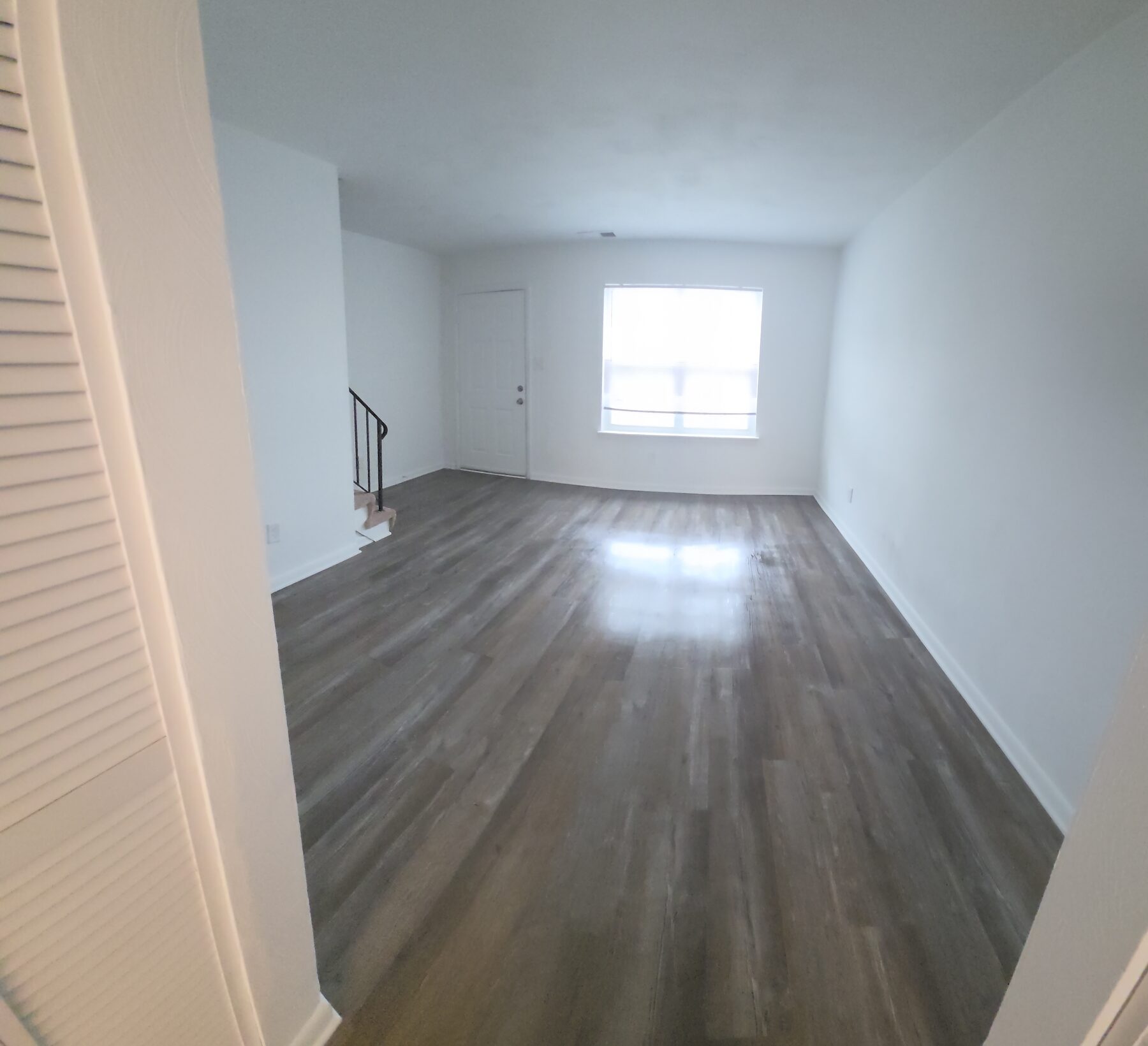 Kitchen cleaning at College Square Apartments